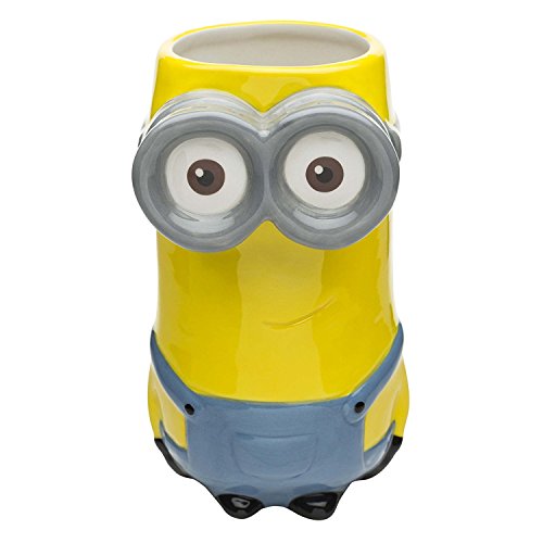 Zak Designs Despicable Me Kevin Minion 3D Sculpted Ceramic Coffee Mug for Hot Drinks, 14 oz