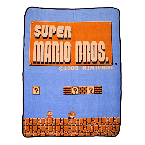 BIOWORLD Nintendo Super Mario Bros Retro Fleece Throw Blanket, 48' x 60'
