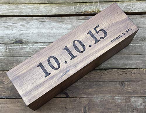 Personalized wine box gift for wedding ceremony, shower, anniversary or first fight