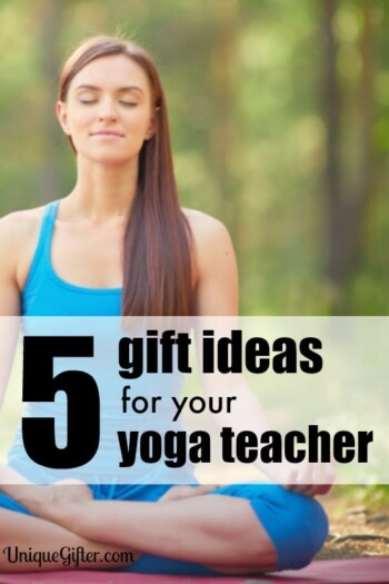 I never thought to get a gift for my yoga teacher. She would absolutely LOVE it if I did. These suggestions are so perfect.