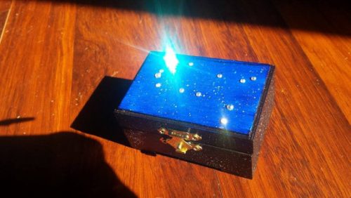 Gemini constellation box - gift ideas for a Gemini woman