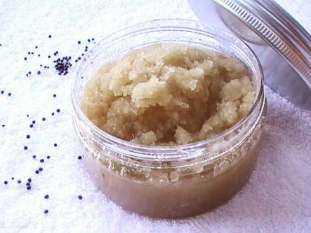 Pampering relaxation gift ideas for your wife's 50th birthday - vanilla body scrub