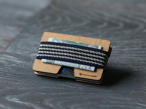 Give your husband a wooden wallet for his 40th birthday