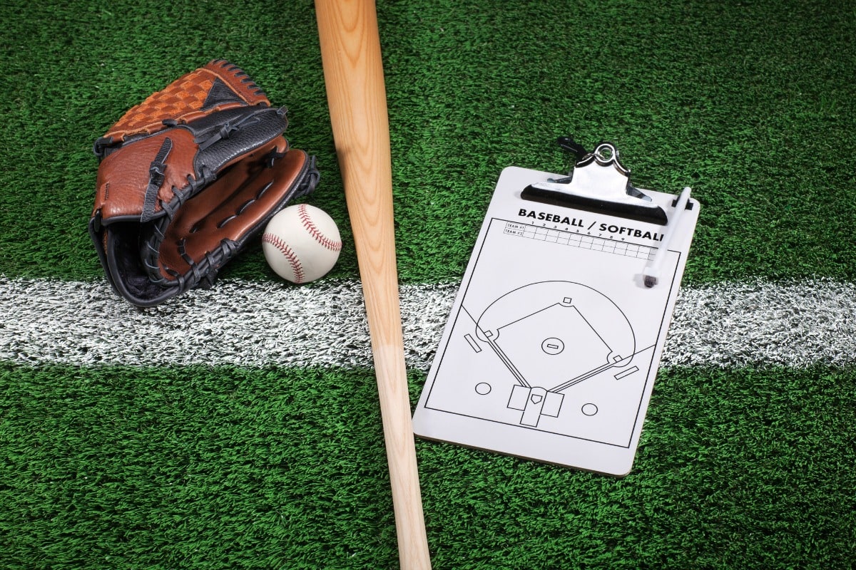 20 Thank You Gift Ideas for Baseball Coaches - Unique Gifter