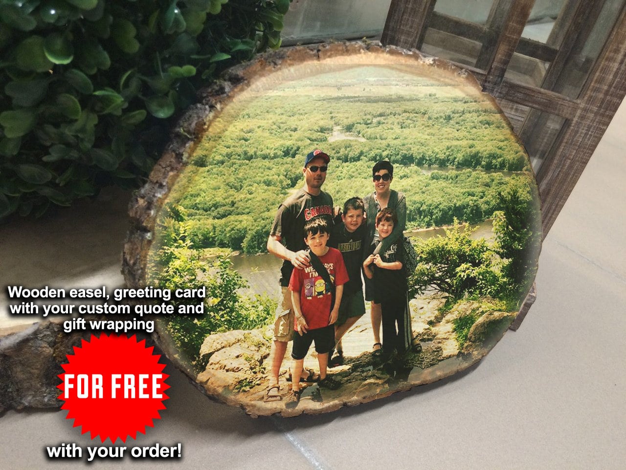 Thoughtful employee Christmas gift idea - easel with photo