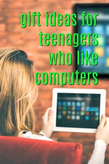 20 Gift Ideas for a Teenager who Likes Computers