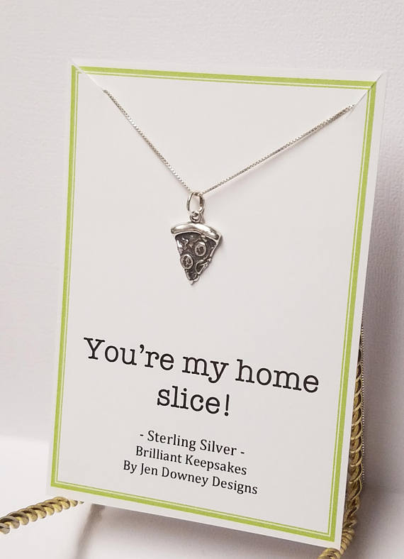 Thank you gift ideas for baby shower hosts so they know they are your favorite home slice. 