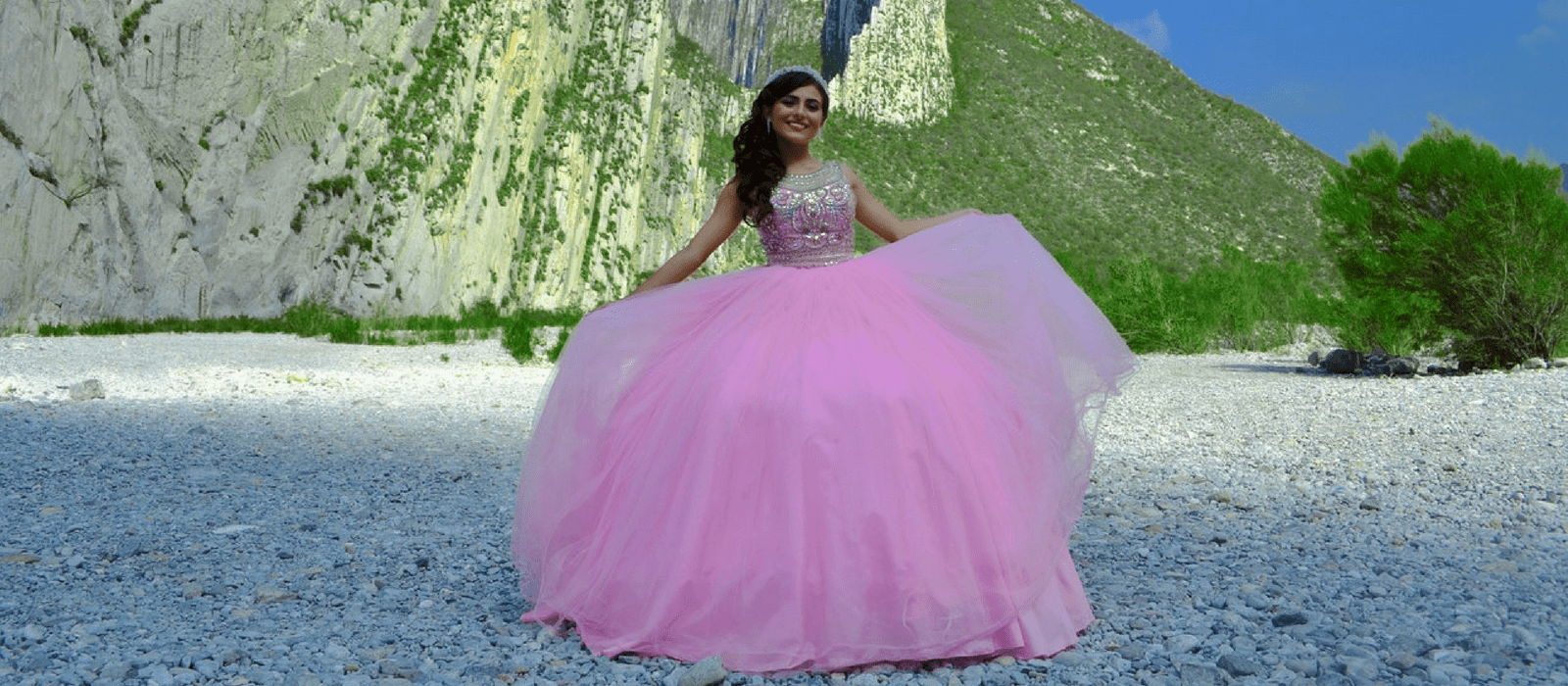 20 Gift Ideas For A Quinceanera - Unique Gifter