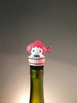 Any adult needs this hello kitty gifts for adults as a wine stopper. 