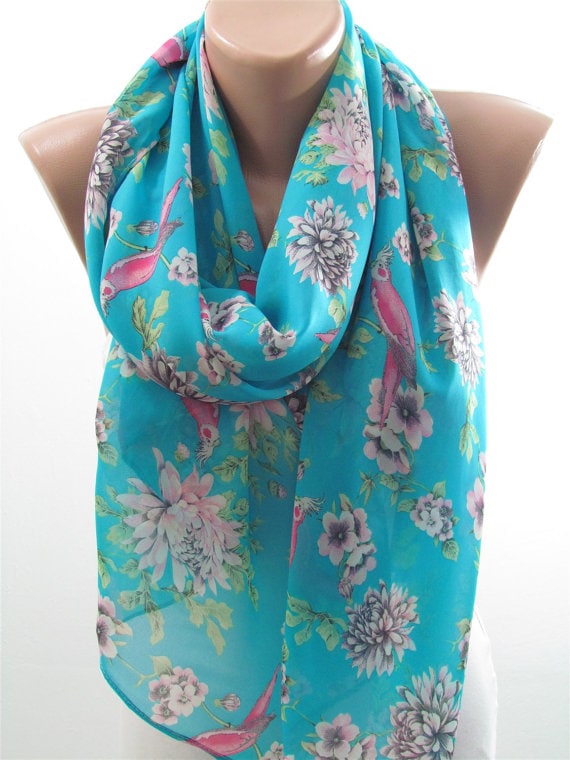 Mother's day gifts for sister-in-laws include this beautiful scarf.