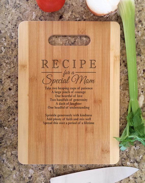 Bamboo cutting board that can be personalized with a recipe. 