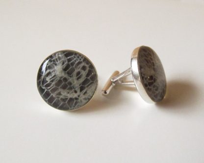 Wedding lace cufflinks