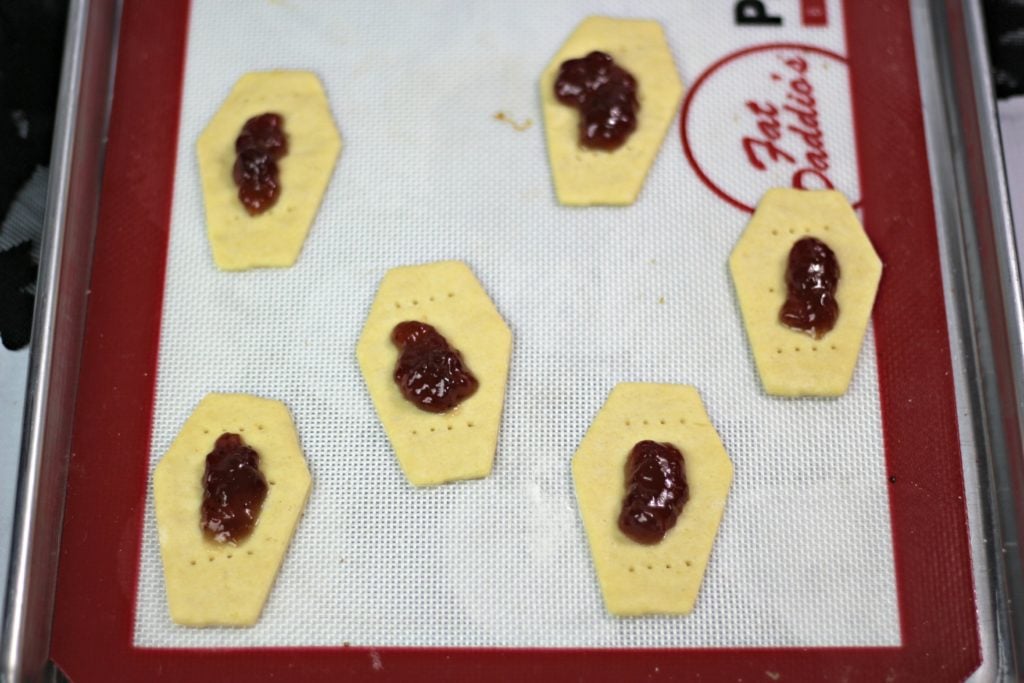 How to put the filling inside Homemade Coffin Halloween Pop Tarts