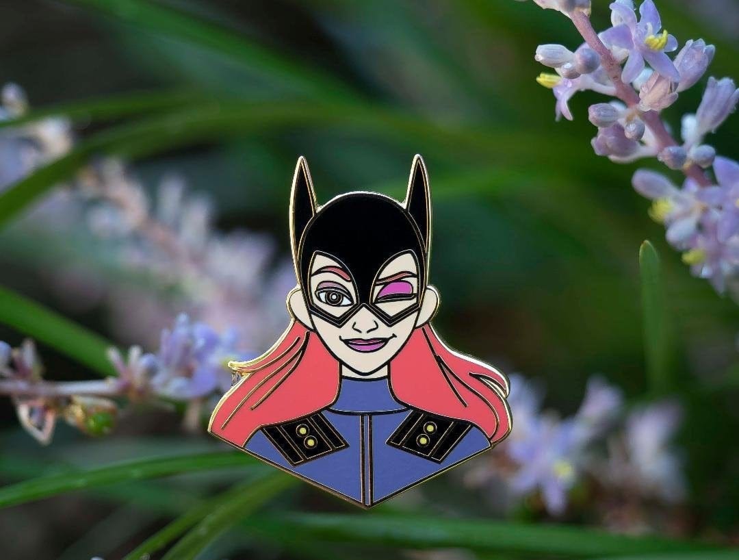 Batgirl pin 