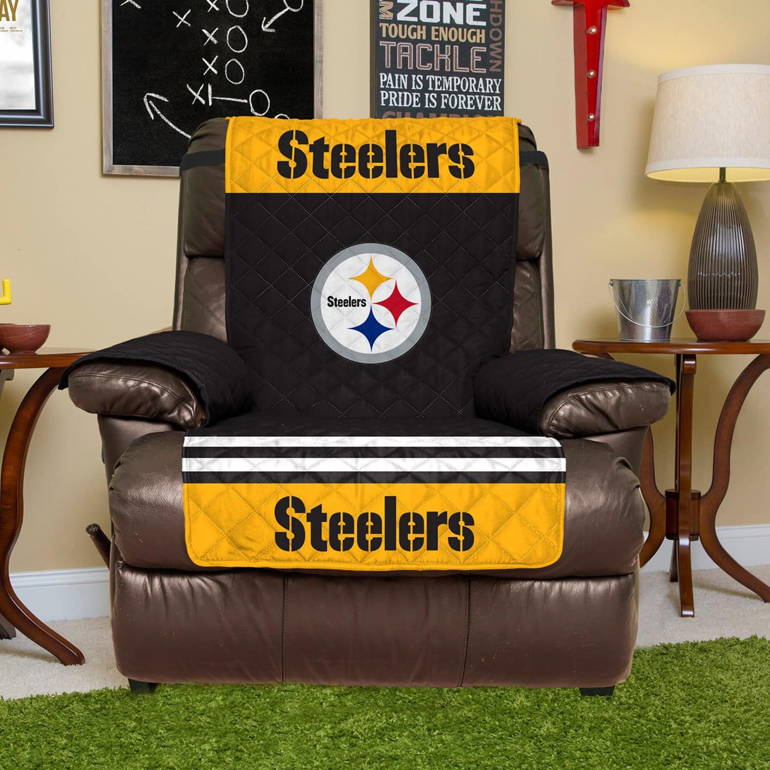 Steelers Lay-Z-Boy recliner cover with logo