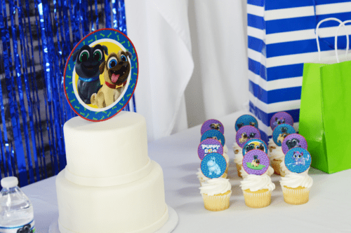 Puppy dog Pals cake topper