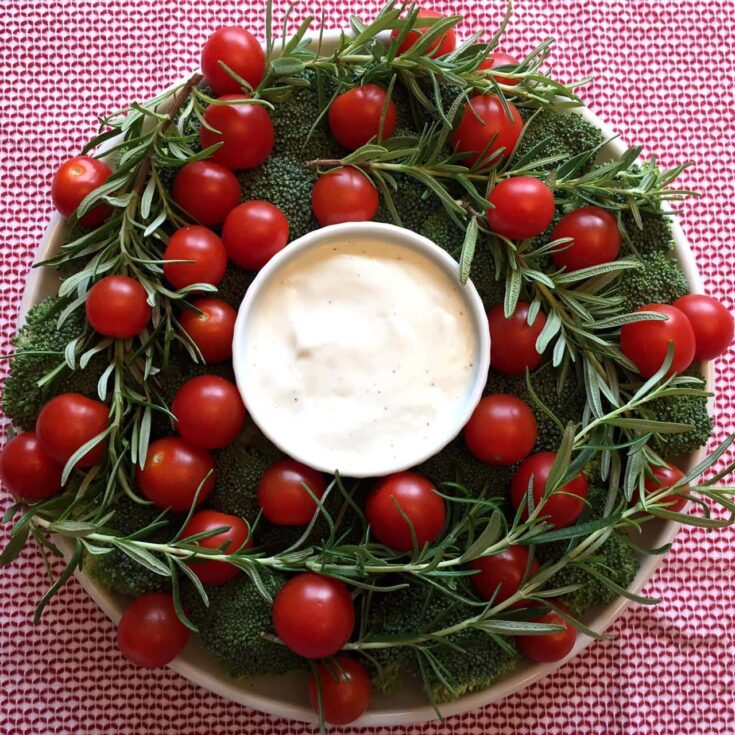 Image for Christmas Wreath Shaped Veggie Platter 