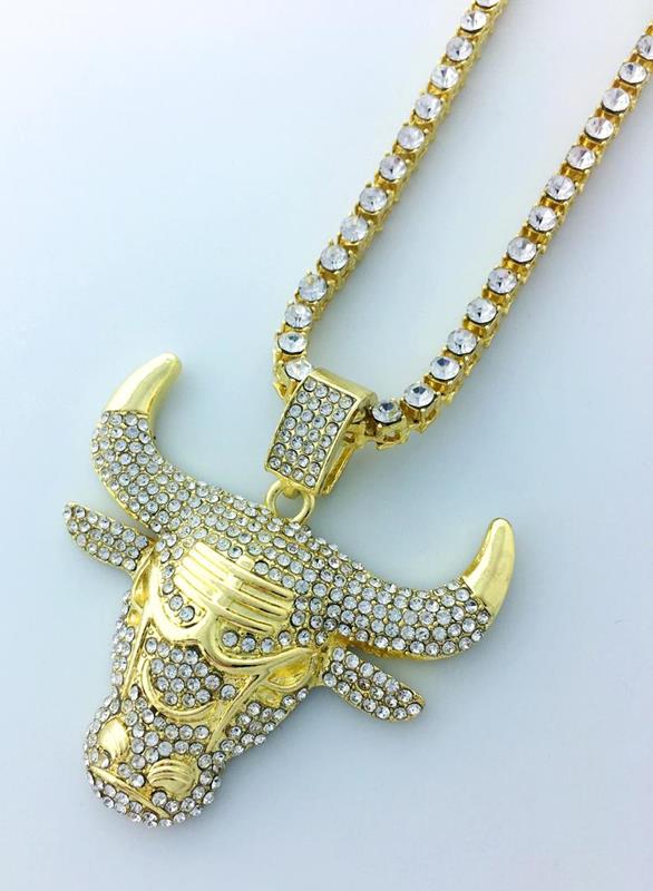 Chicago Bulls gold chain with faux studs 
