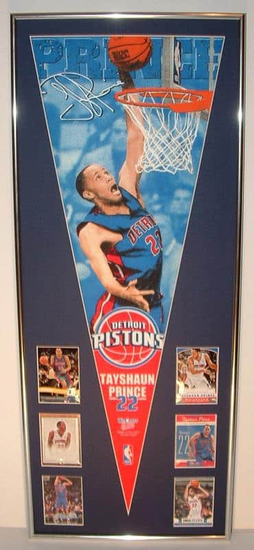 Commemorative Trayshaun pendant Pistons