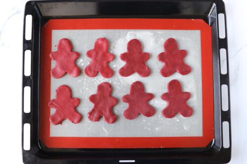 cut out gingerbread men cookie