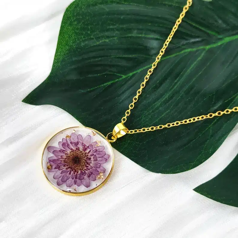 Best Birth Month Flower Gift Ideas for November Peony necklace