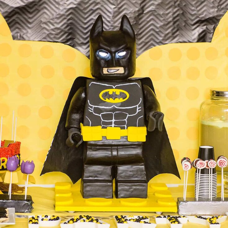 Image for How to make a Standing LEGO Batman Cake