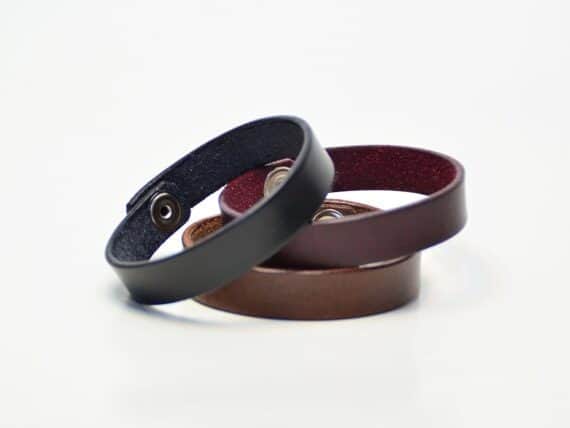 Men's leather bracelet in assorted colors