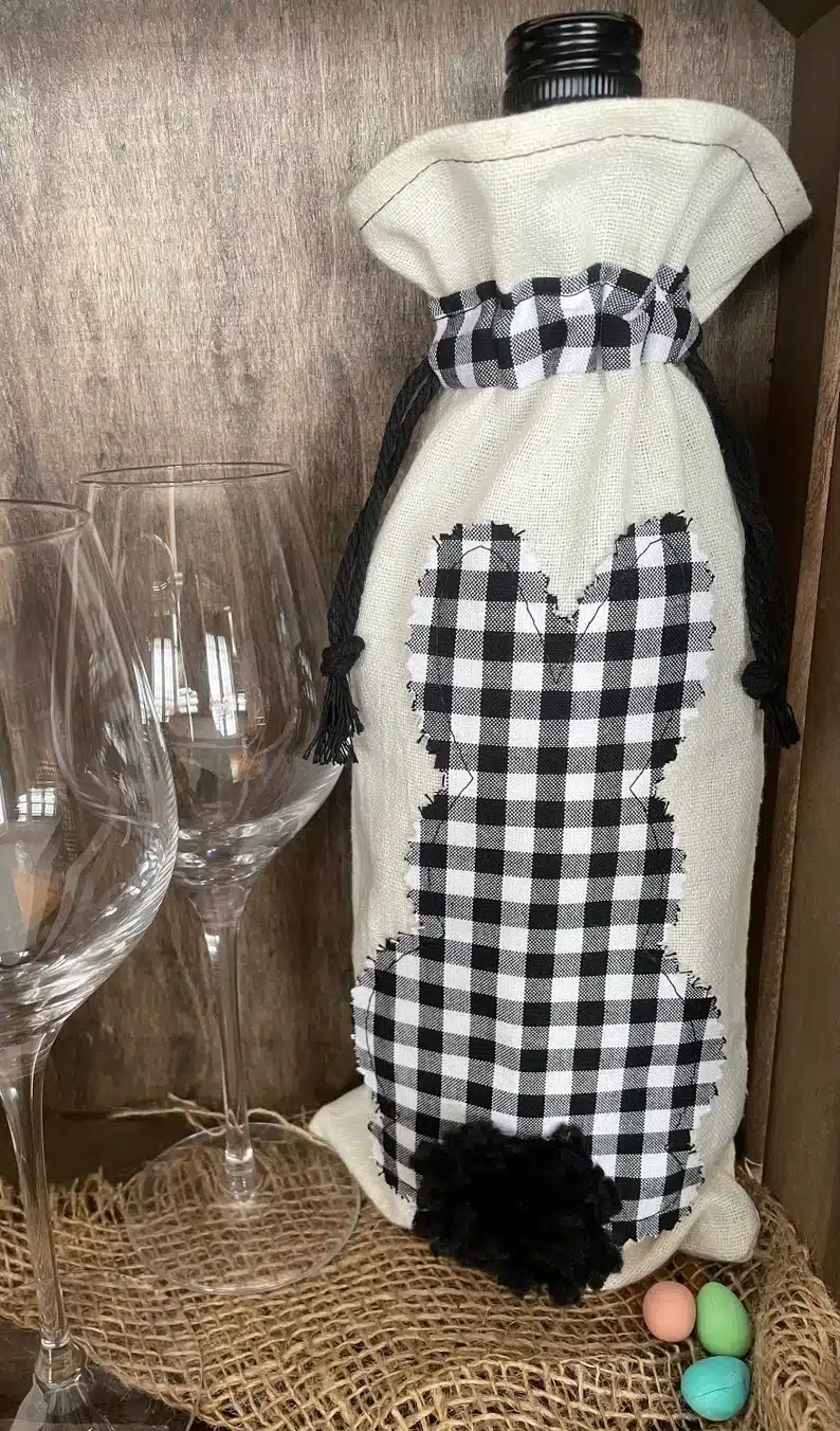 Cute bunny wine bag