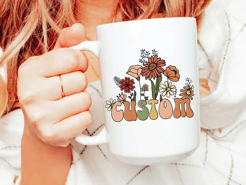 Customized mug with trendy flowers and colors