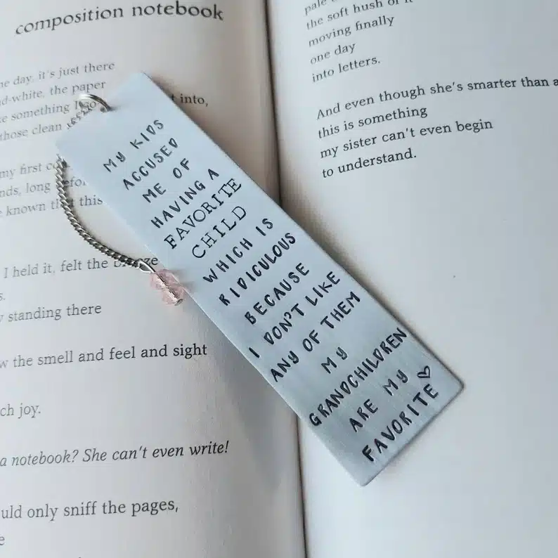 Mother’s Day Gifts for Grandmothers: Personalized bookmark. 