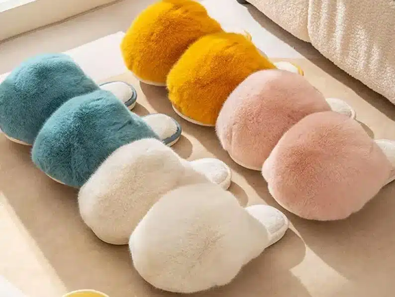 Puffy soft slippers. Blue, white, orange, and pink sets shown. 