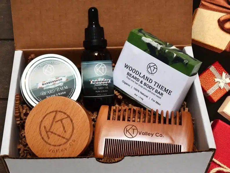 If he has a beard, this gift ideas for your boyfriend's 30th birthday is just for him. 