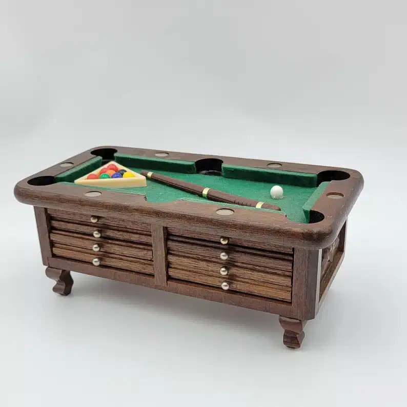  Gifts for a Pool Player - mini pool table with coasts in it. 