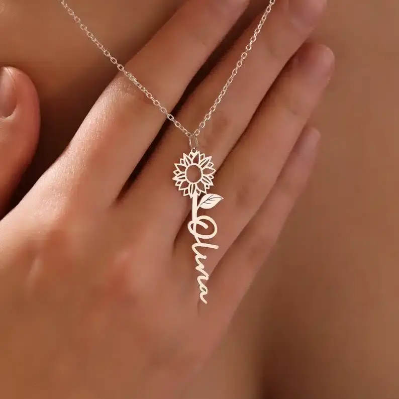 Olivia name necklace