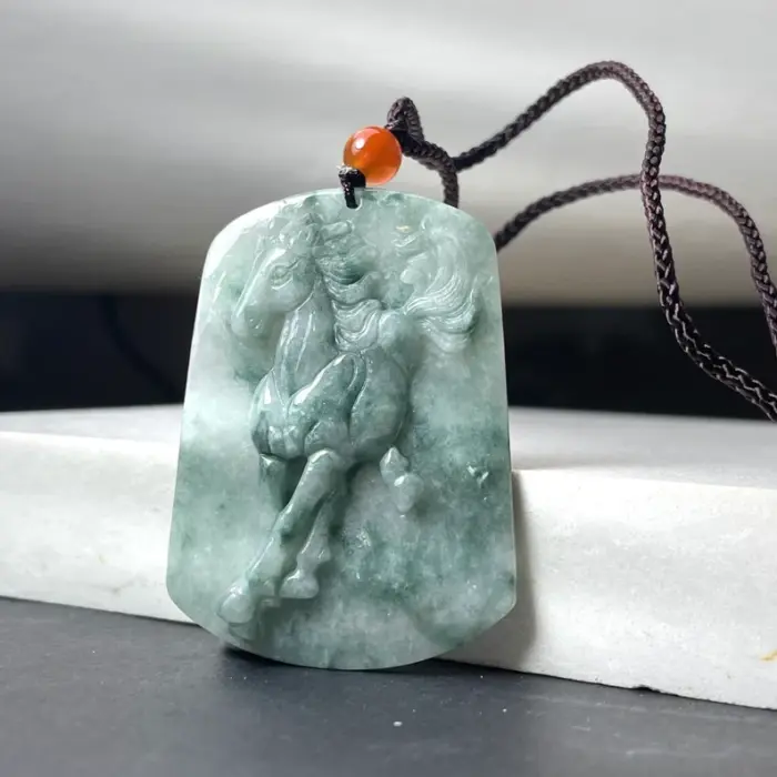 Gift Ideas for the Year of the Horse - jade necklace 