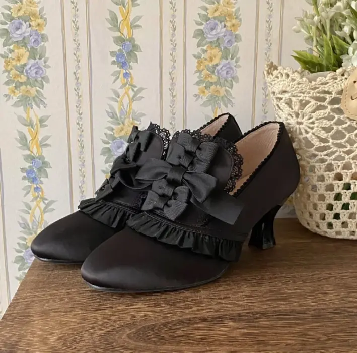 Black High Heels Marie Antoinette Mule Shoes Rococo Baroque Costume Bridal Pumps Parisian Wedding Shoes
