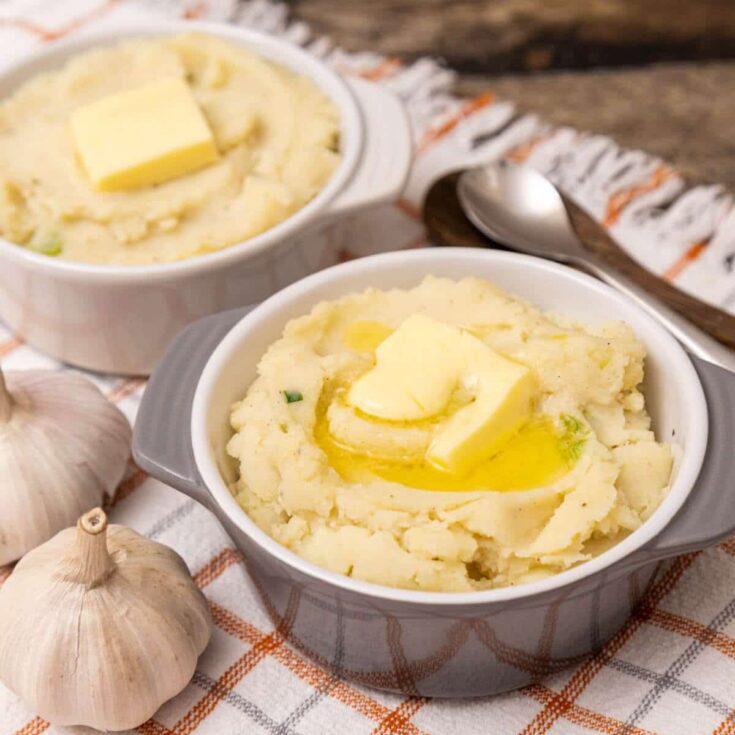 Image for Instant Pot Garlic Mashed Potatoes (No Drain)