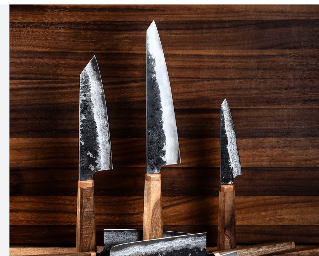 Kitchen knives in row